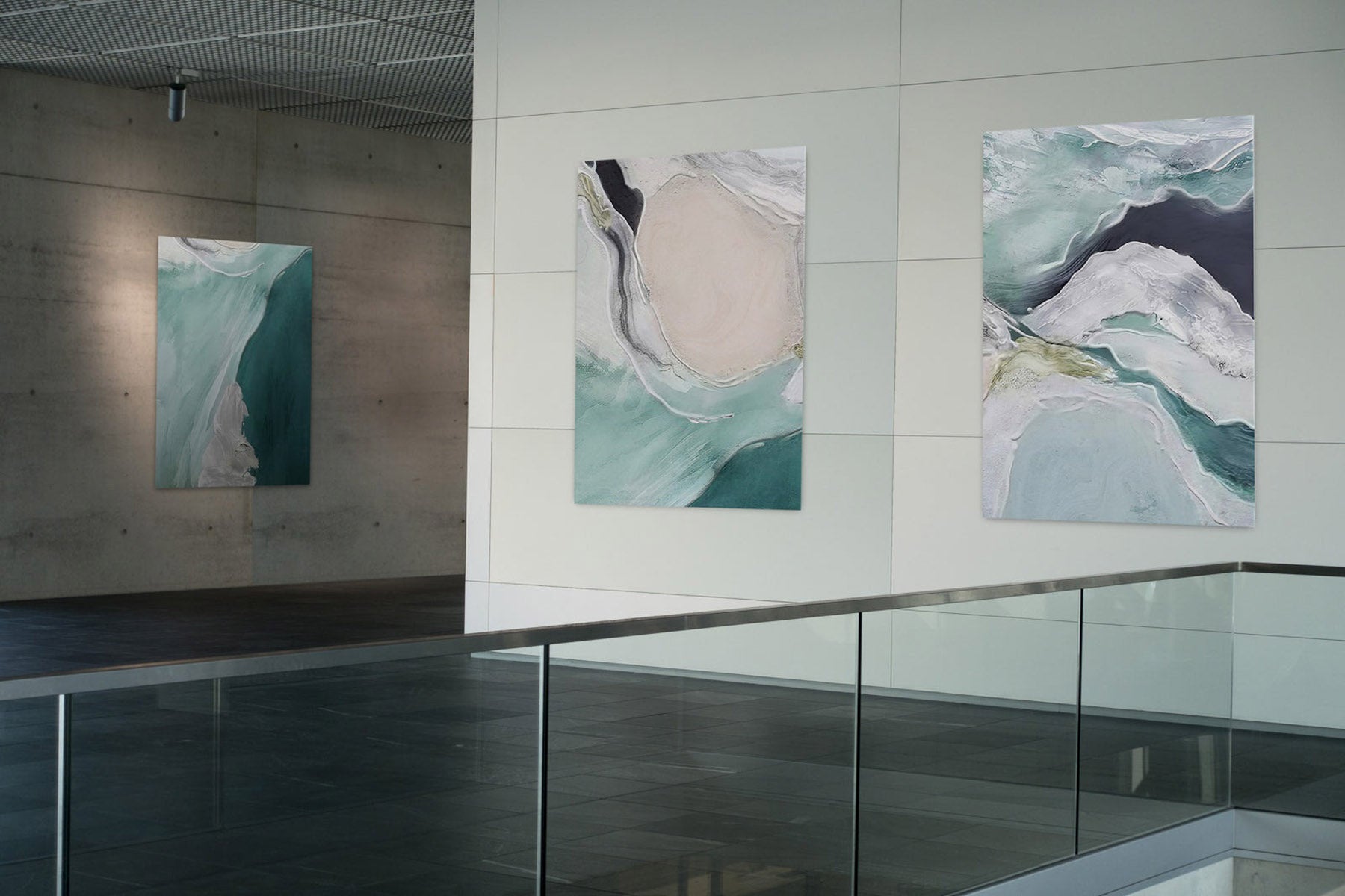 777N main — large canvas print